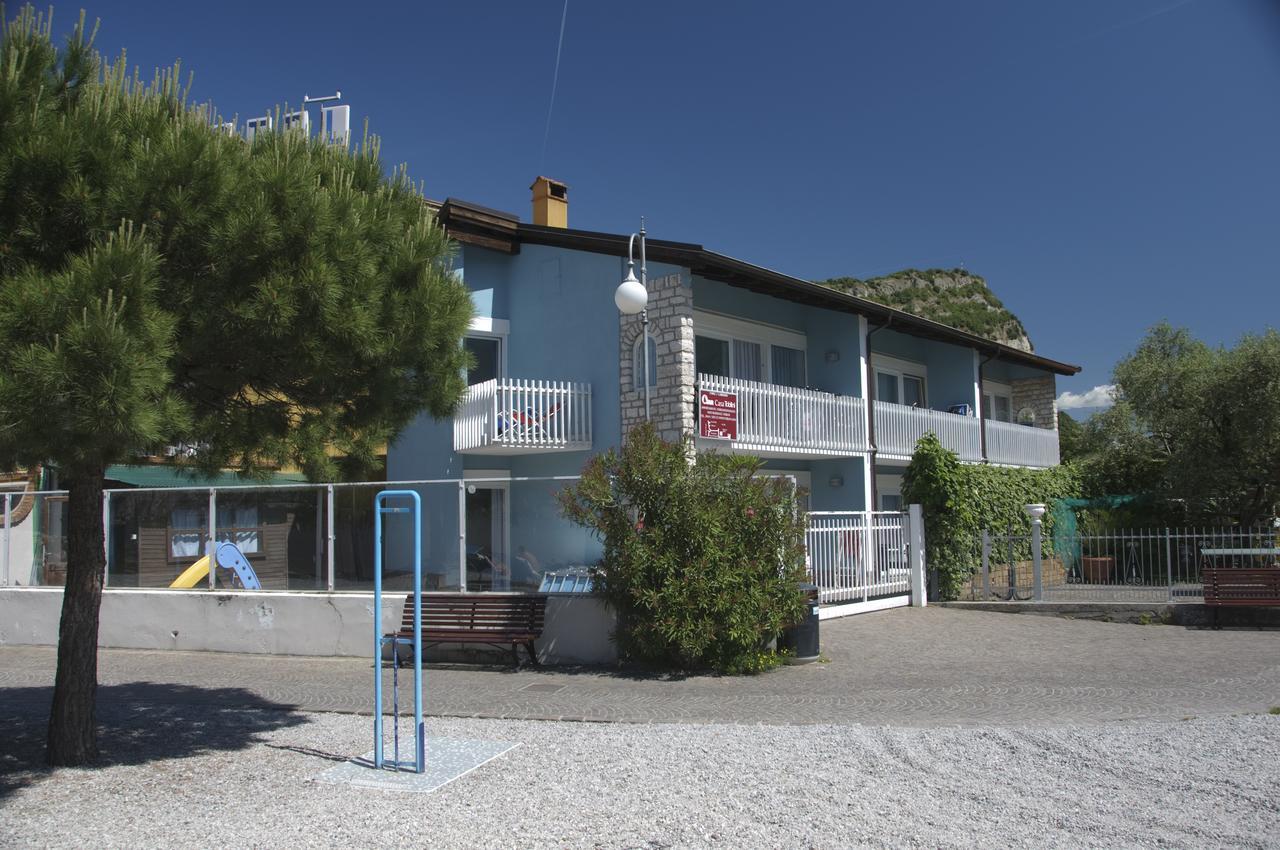 Casa Toblini Al Lago On The Beach Torbole Sul Garda Exterior foto