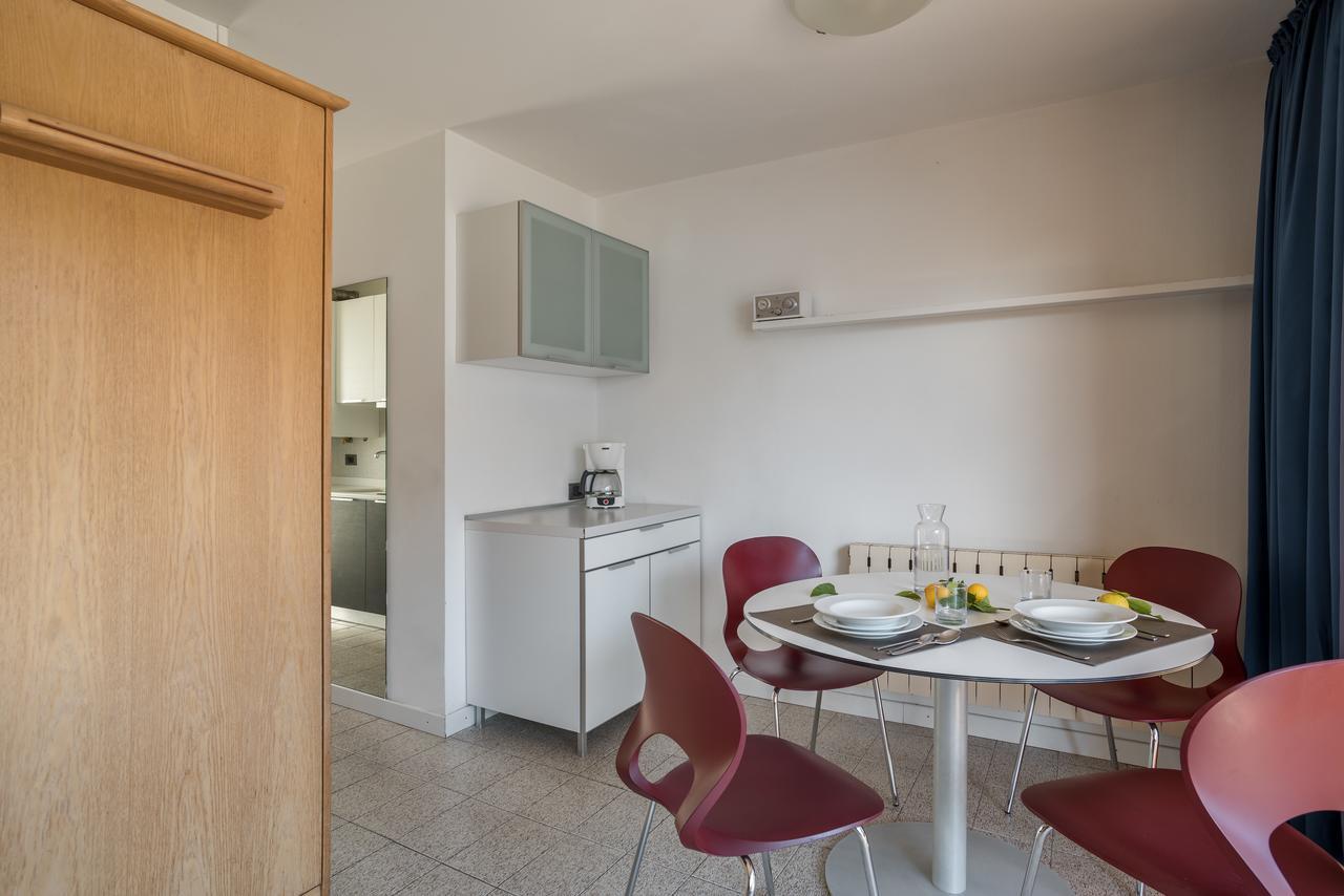 Casa Toblini Al Lago On The Beach Torbole Sul Garda Exterior foto
