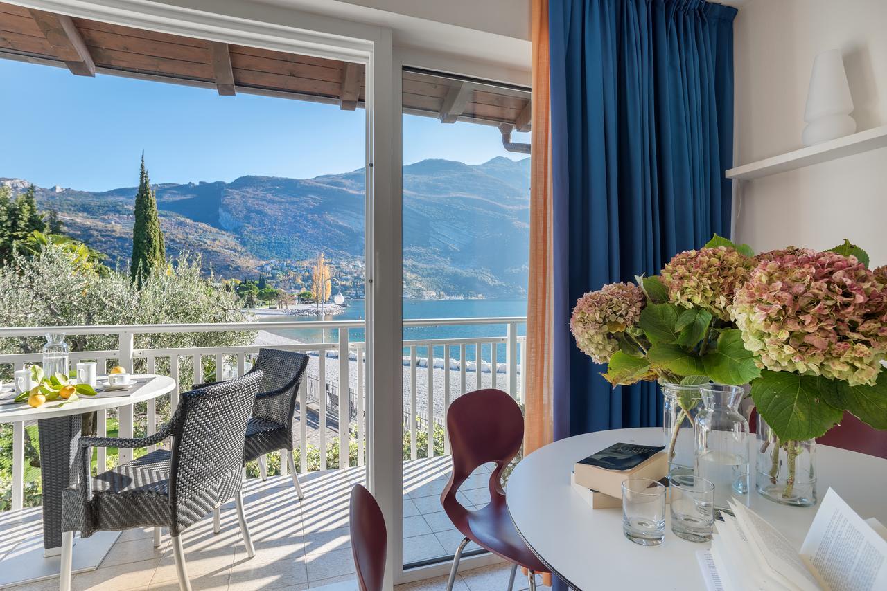 Casa Toblini Al Lago On The Beach Torbole Sul Garda Exterior foto